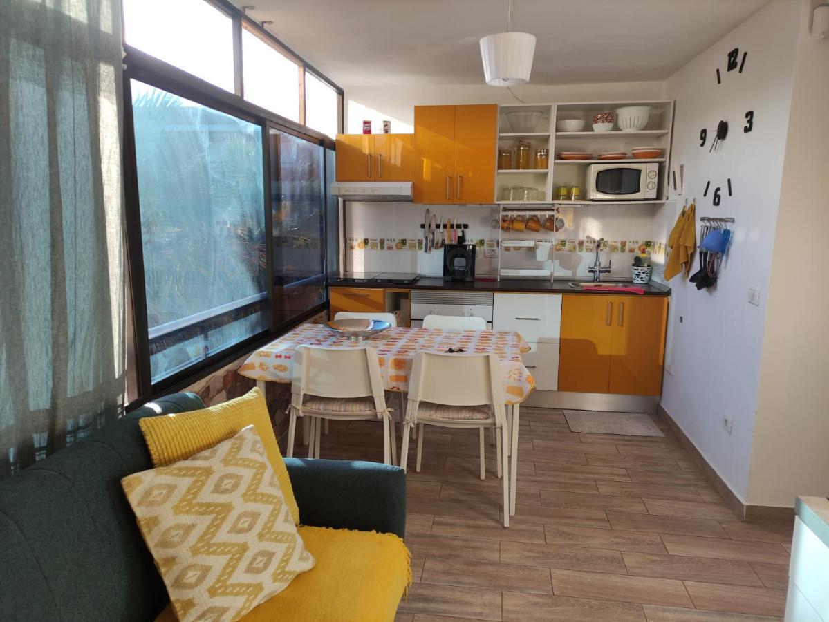 Montana Amarilla Apartman Las Galletas Kültér fotó